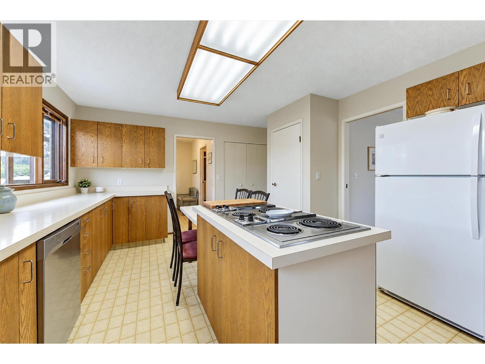 392 Valley Road N, Kelowna, British Columbia  V1V 2G1 - Photo 16 - 10402127