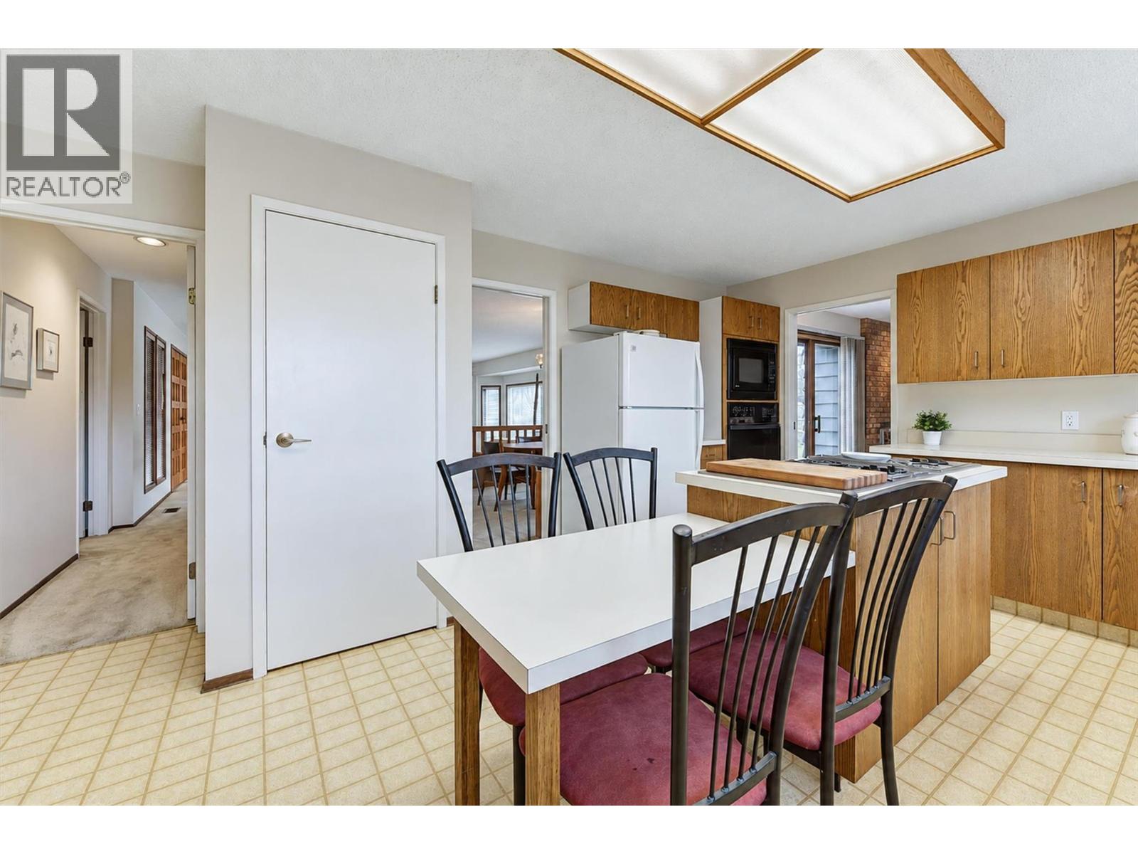 392 Valley Road N, Kelowna, British Columbia  V1V 2G1 - Photo 17 - 10402127