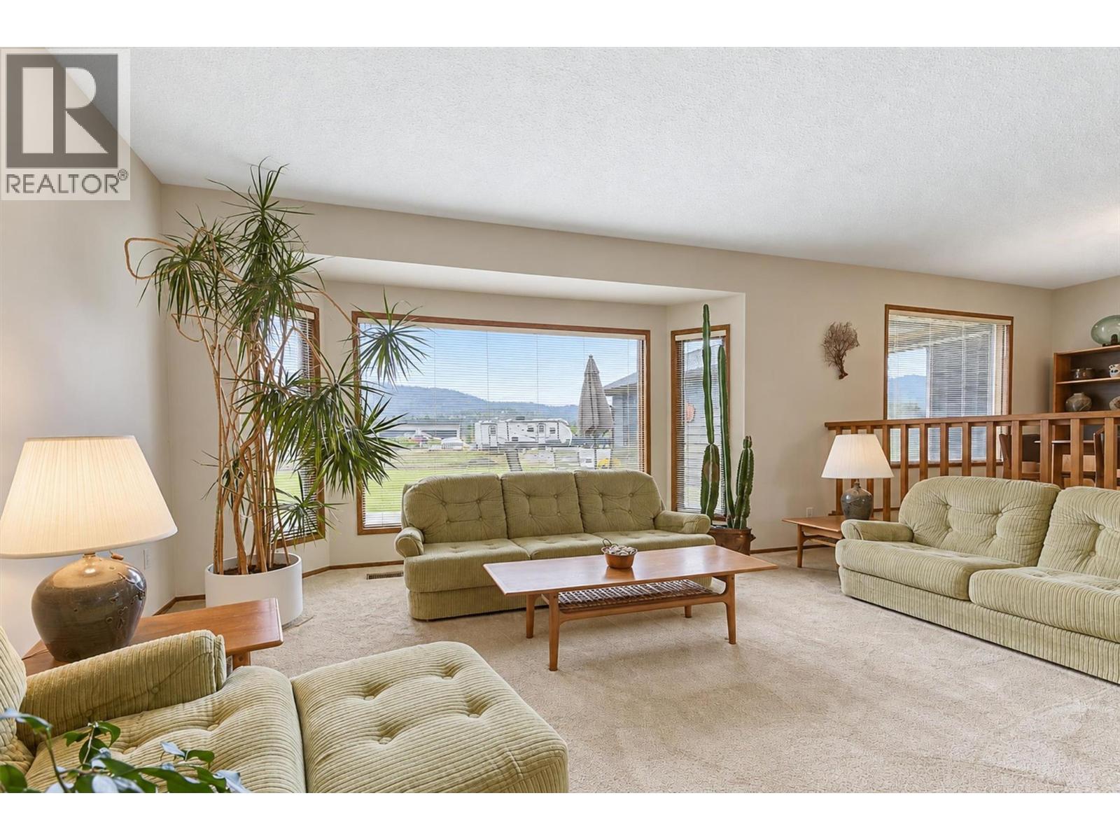 392 Valley Road N, Kelowna, British Columbia  V1V 2G1 - Photo 9 - 10402127