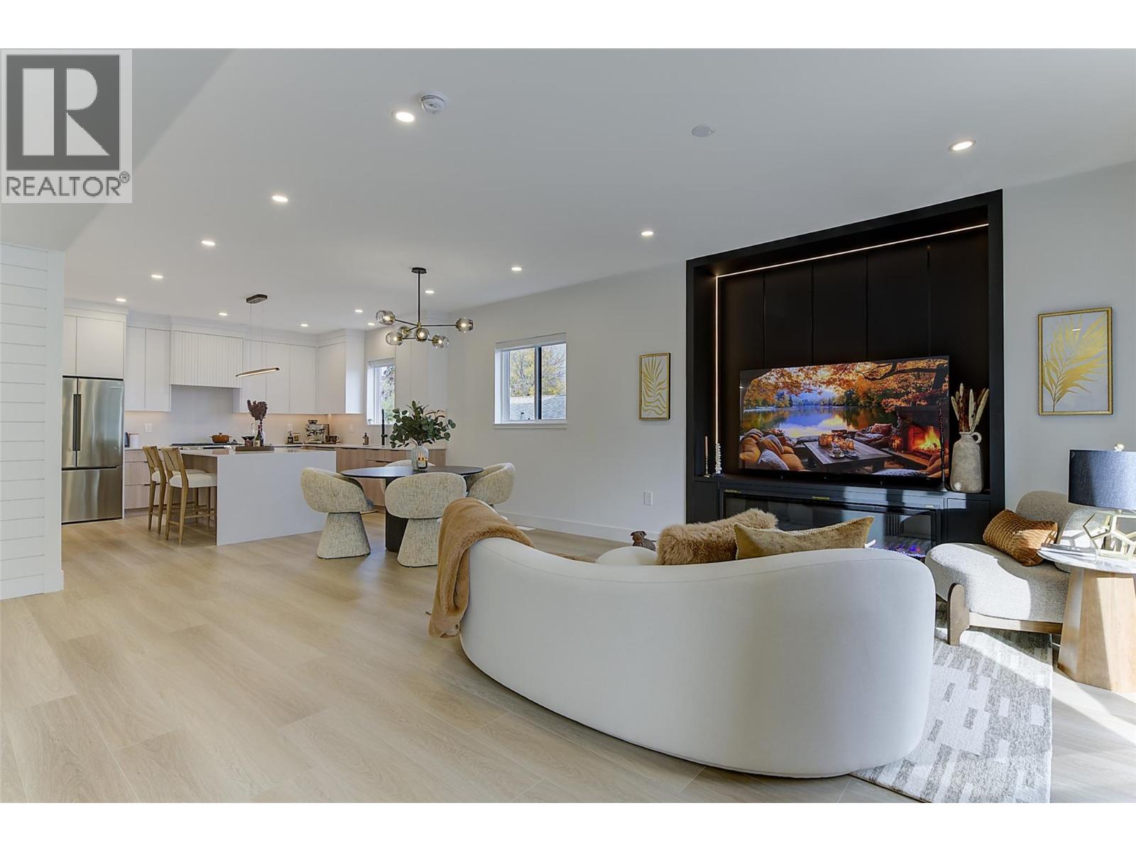 777 Coopland Crescent Unit# 1, Kelowna, British Columbia  V1Y 2V2 - Photo 13 - 10403422