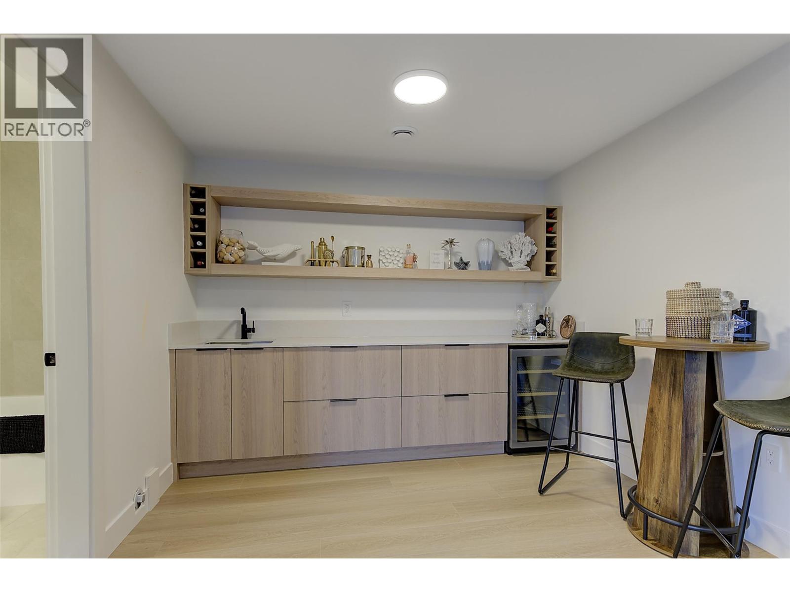 777 Coopland Crescent Unit# 1, Kelowna, British Columbia  V1Y 2V2 - Photo 53 - 10403422