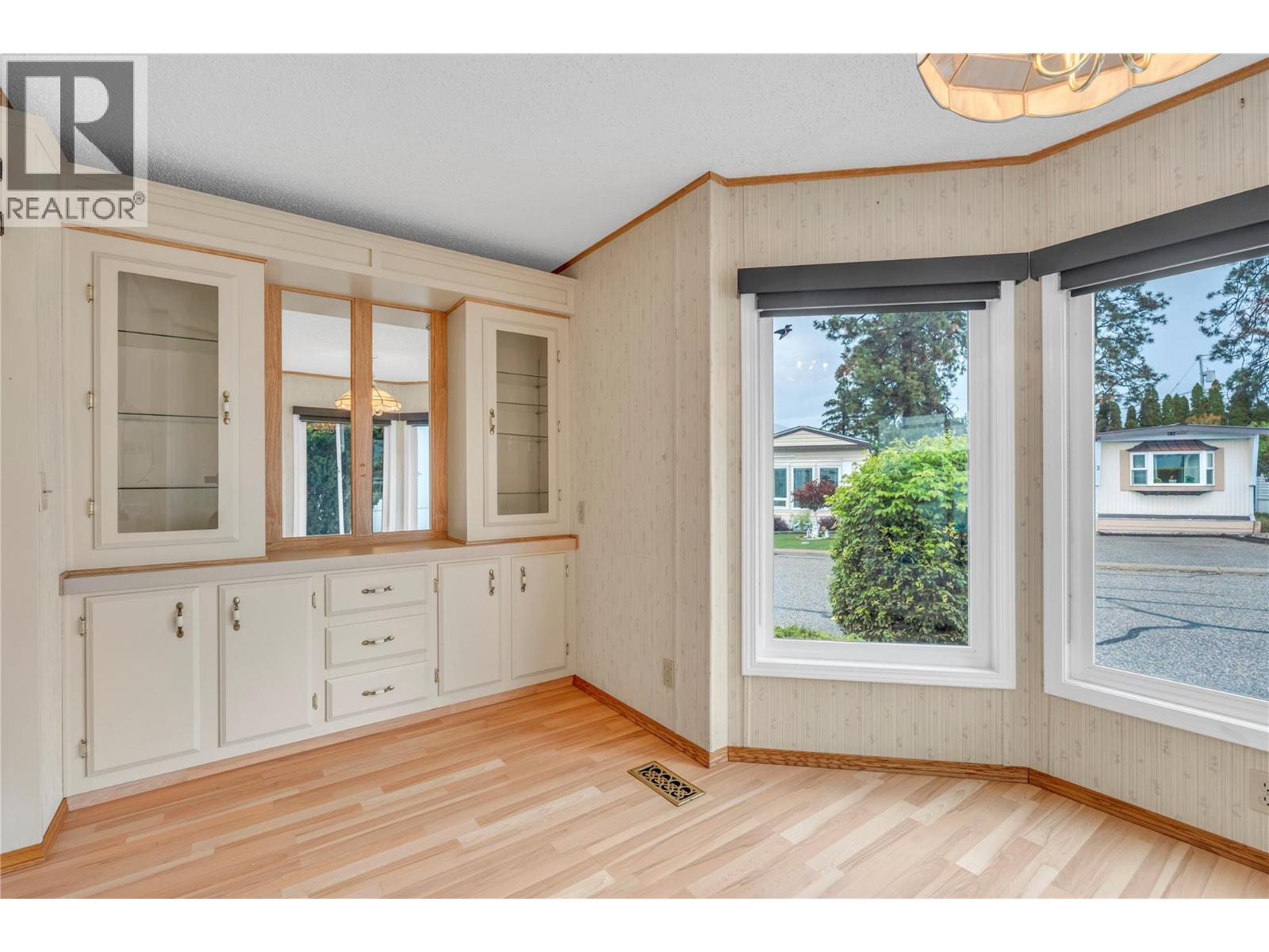 98 Okanagan Avenue E Unit# 25, Penticton, British Columbia  V2A 3J5 - Photo 6 - 10403366