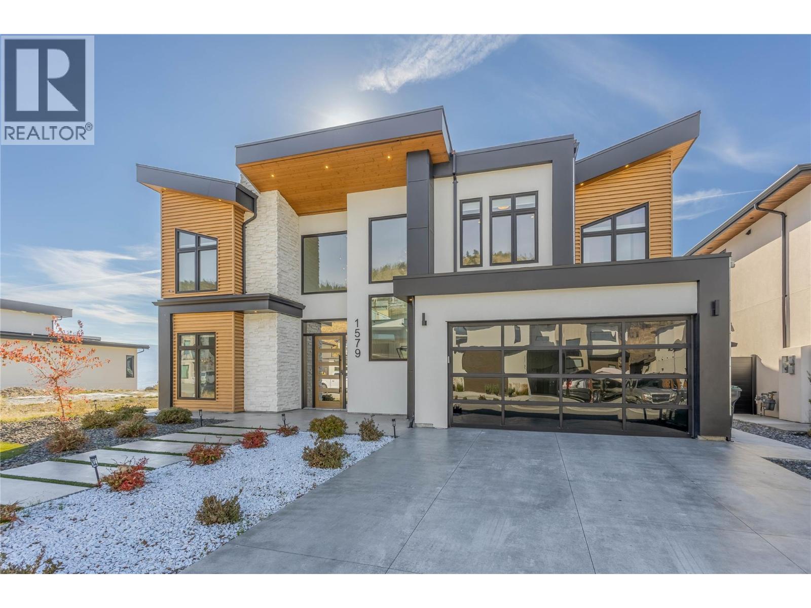 1579 Malbec Place, West Kelowna, British Columbia  V4T 3B5 - Photo 2 - 10402857