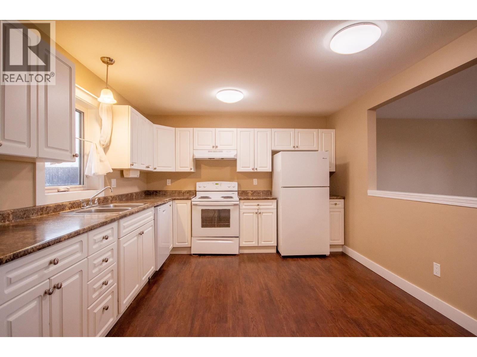 1536 96 Avenue, Dawson Creek, British Columbia  V1G 1L6 - Photo 3 - 10403483
