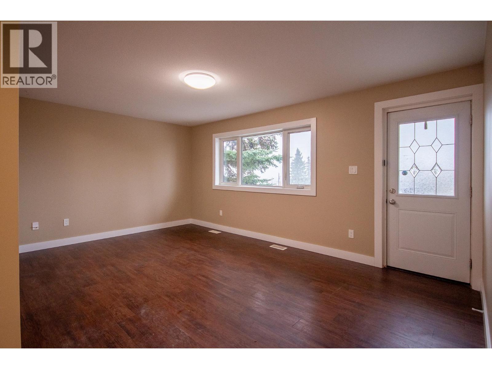 1536 96 Avenue, Dawson Creek, British Columbia  V1G 1L6 - Photo 6 - 10403483