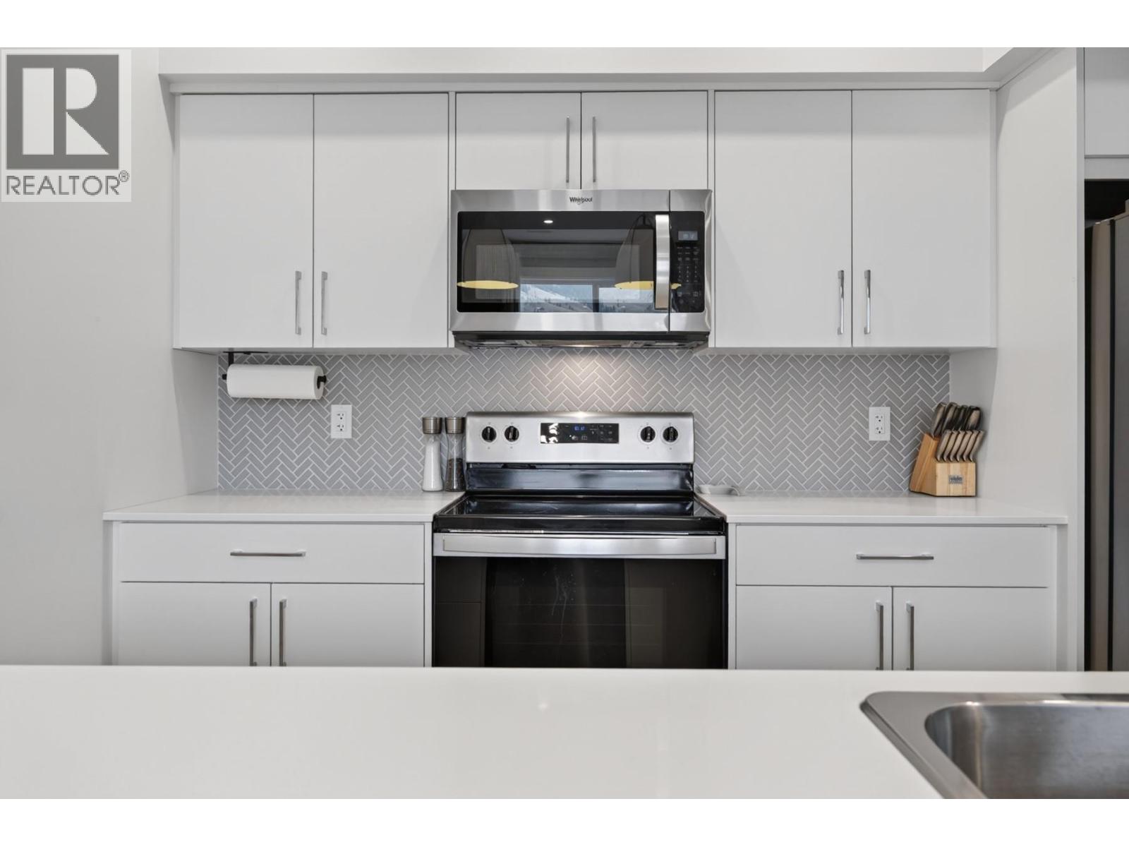 8960 Dallas Drive Unit# 102, Kamloops, British Columbia  V2C 0K8 - Photo 6 - 10403454