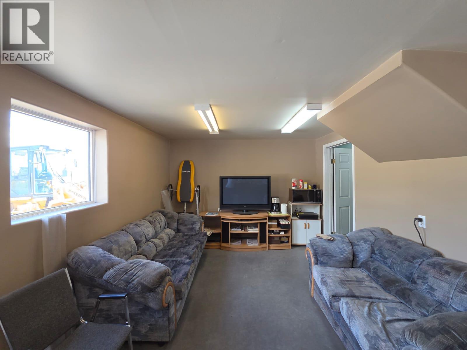 4083 Jackfish Lake Road, Chetwynd, British Columbia  V0C 1J0 - Photo 82 - 10403449