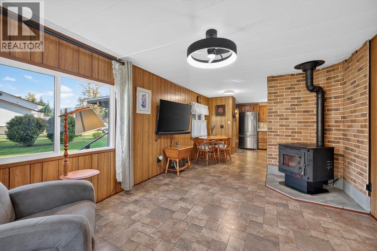 9882 Victoria Street, Fernie, British Columbia  V0B 1M5 - Photo 41 - 10403370