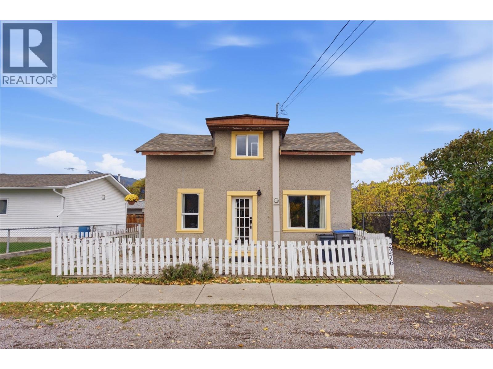 2276 Coldwater Avenue, Merritt, British Columbia  V1K 1R6 - Photo 1 - 10403217