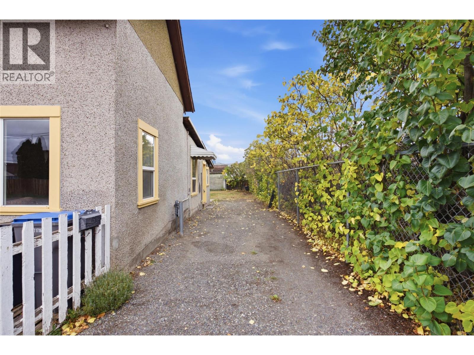 2276 Coldwater Avenue, Merritt, British Columbia  V1K 1R6 - Photo 20 - 10403217