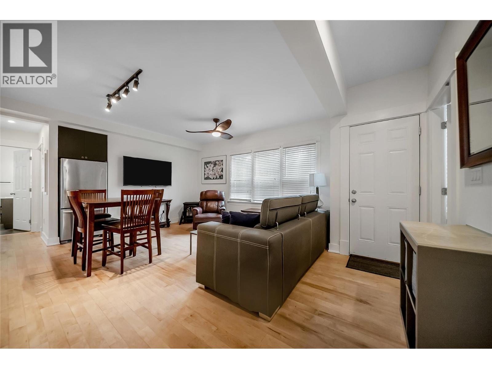 597 Eckhardt Avenue E, Penticton, British Columbia  V2A 2A1 - Photo 22 - 10402763
