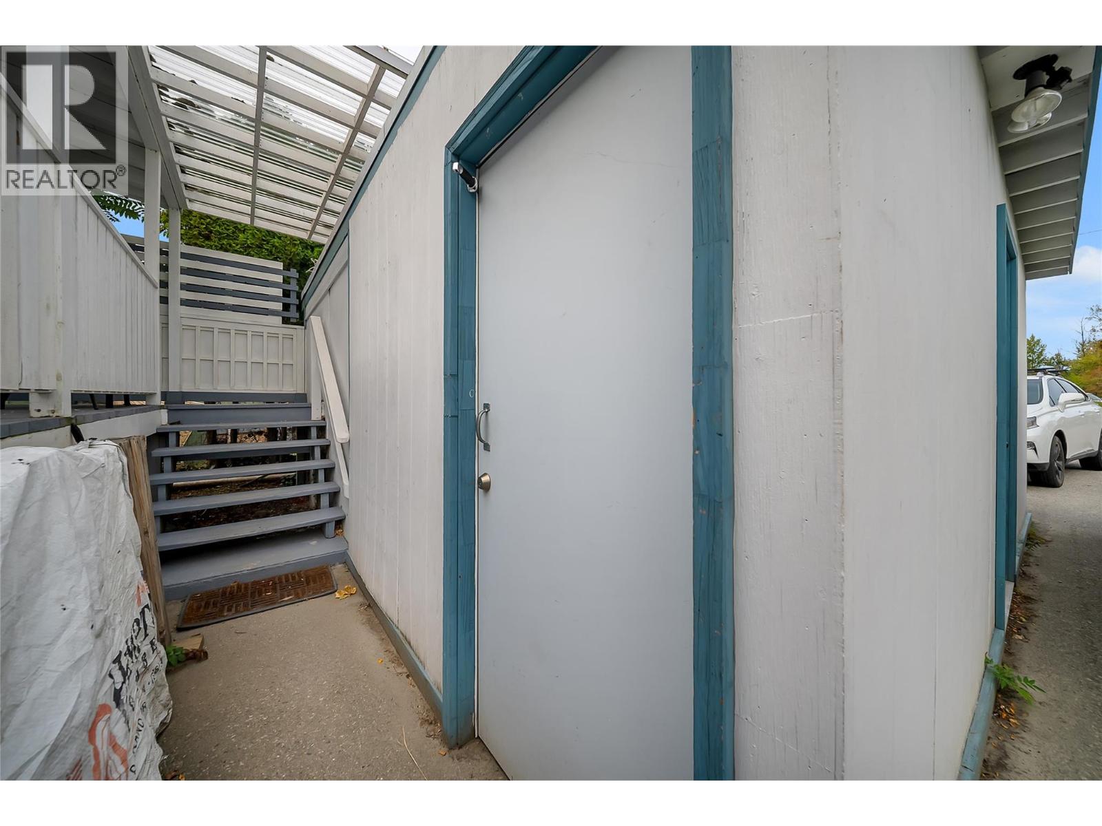 597 Eckhardt Avenue E, Penticton, British Columbia  V2A 2A1 - Photo 33 - 10402763