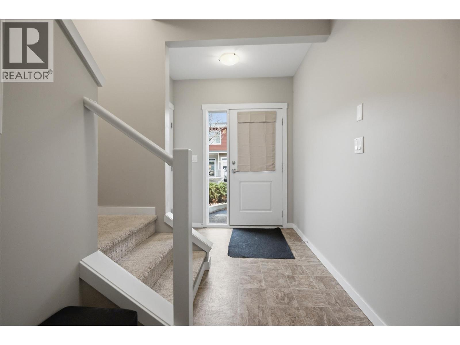 1711 Copperhead Drive Unit# 6, Kamloops, British Columbia  V1S 0C2 - Photo 6 - 10403026