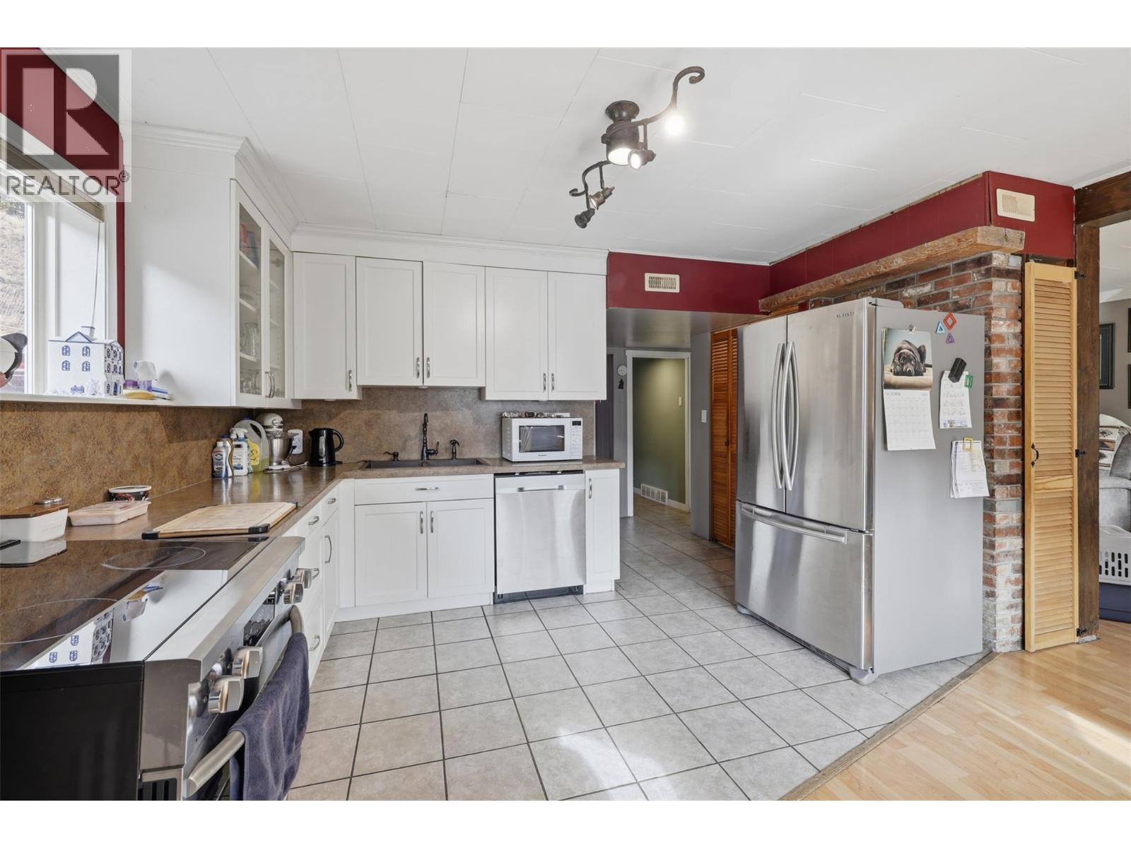 894 Mayne Road, Kamloops, British Columbia  V2B 6H3 - Photo 17 - 10403459