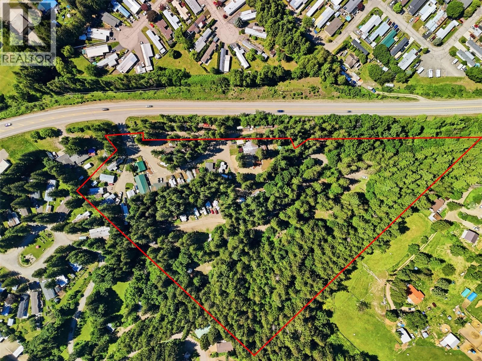 6670 Trans Canada Highway Ne, Salmon Arm, British Columbia  V0E 1K0 - Photo 1 - 10403037