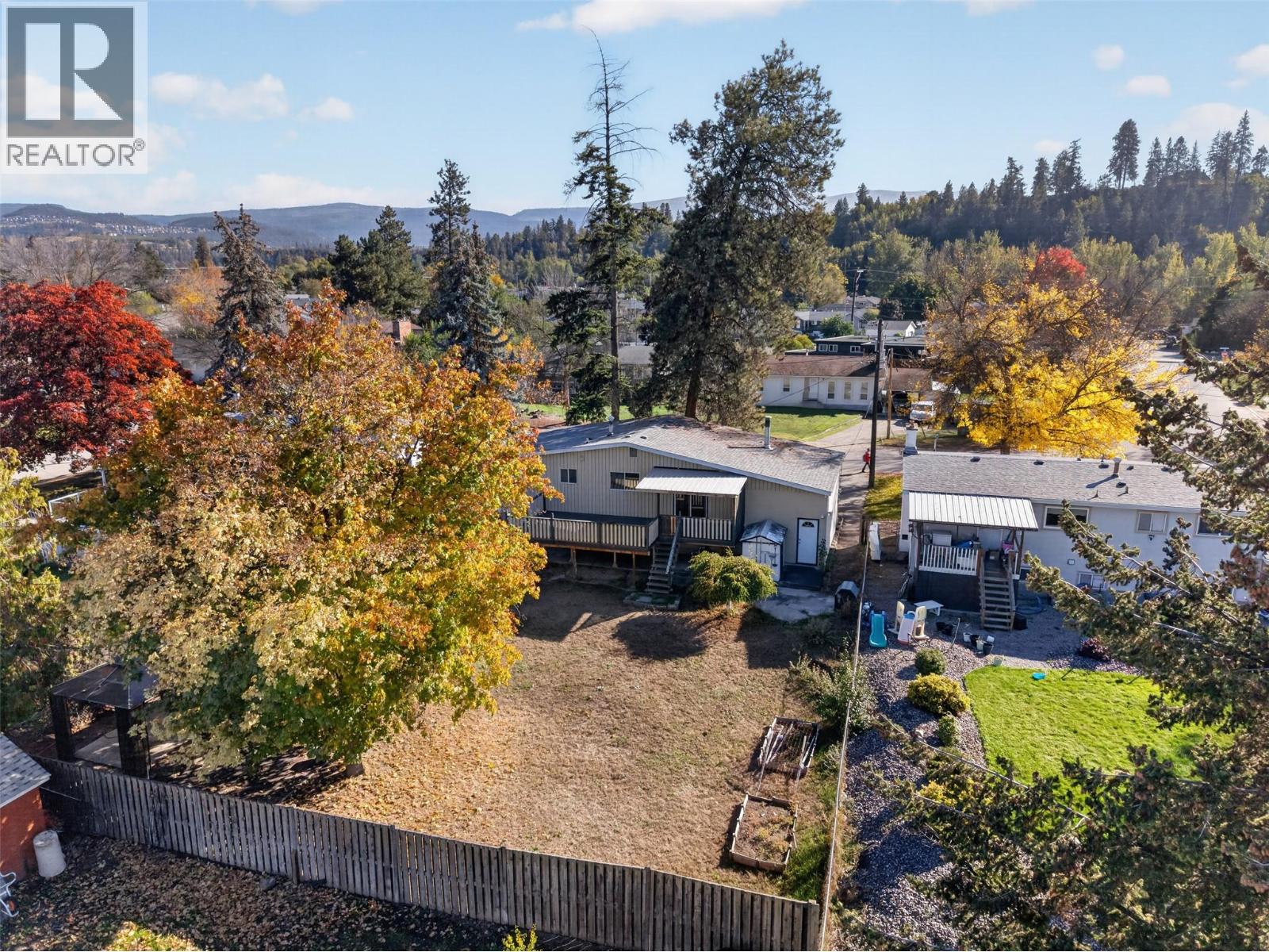 1420 Graham Road, Kelowna, British Columbia  V1X 1K2 - Photo 3 - 10402785