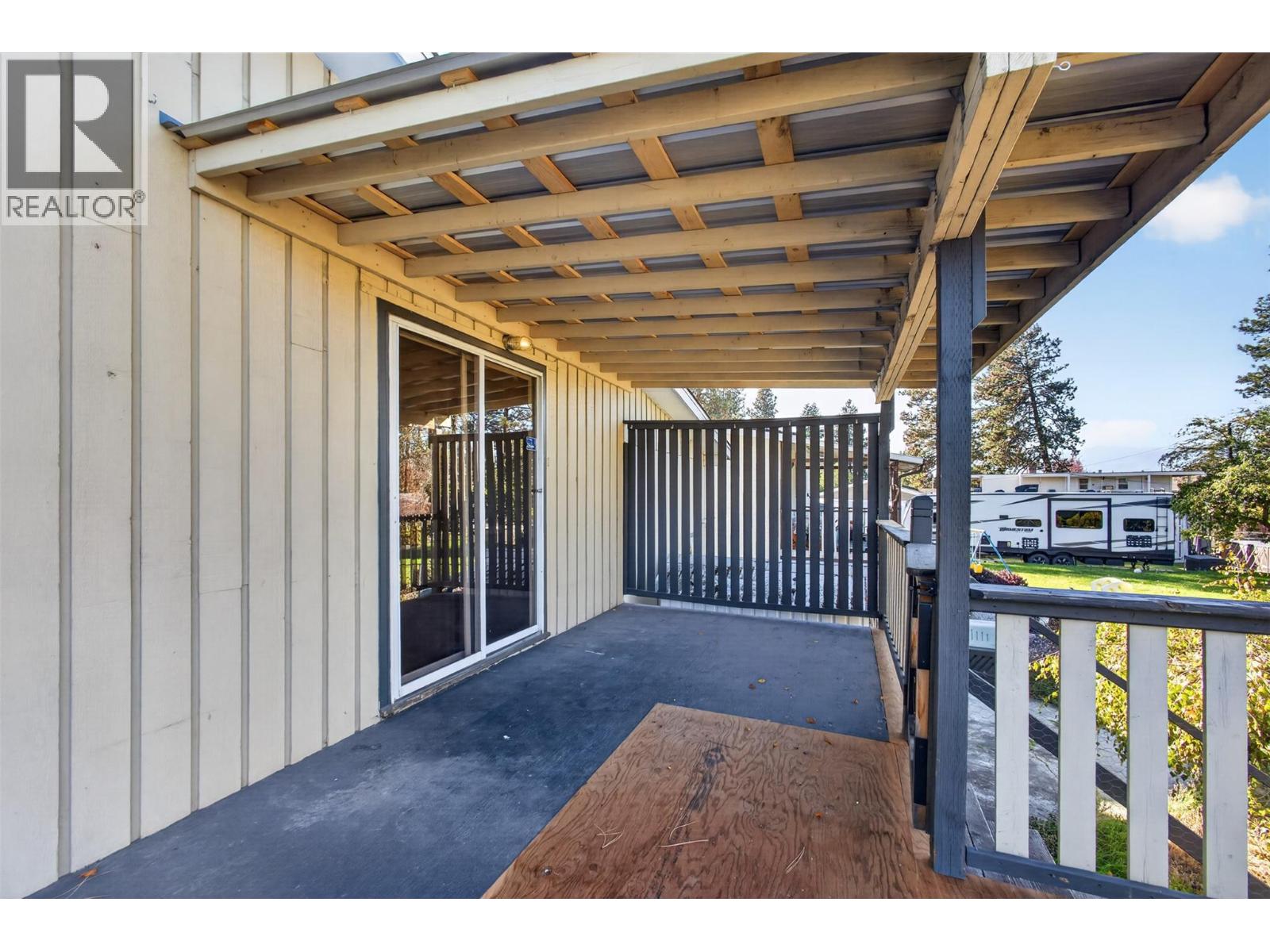 1420 Graham Road, Kelowna, British Columbia  V1X 1K2 - Photo 44 - 10402785