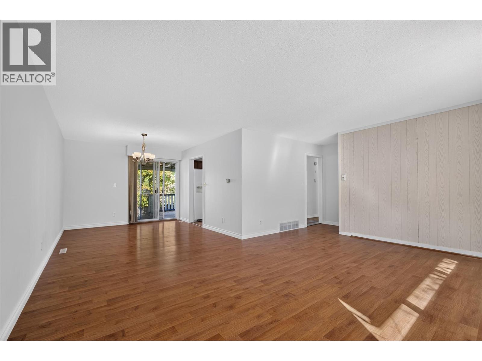 1420 Graham Road, Kelowna, British Columbia  V1X 1K2 - Photo 5 - 10402785