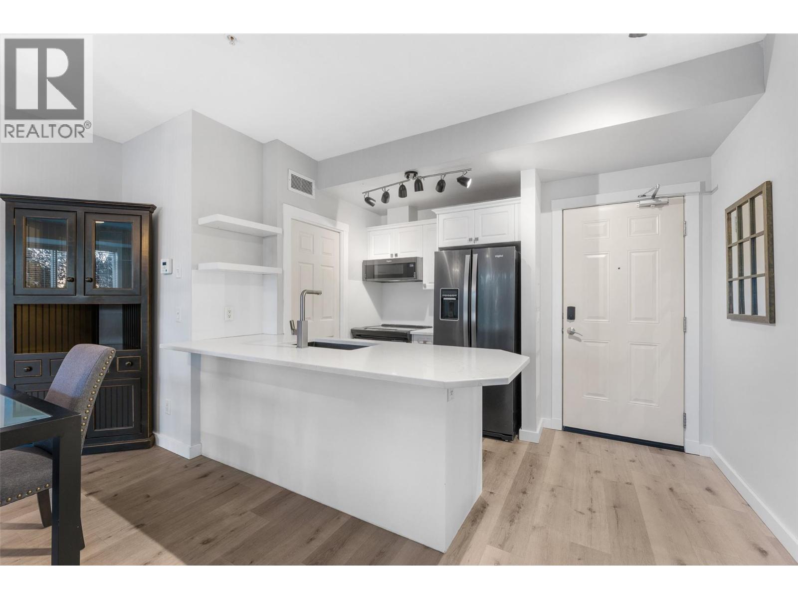 3550 Woodsdale Road Unit# 111, Lake Country, British Columbia  V4V 2P5 - Photo 4 - 10403476