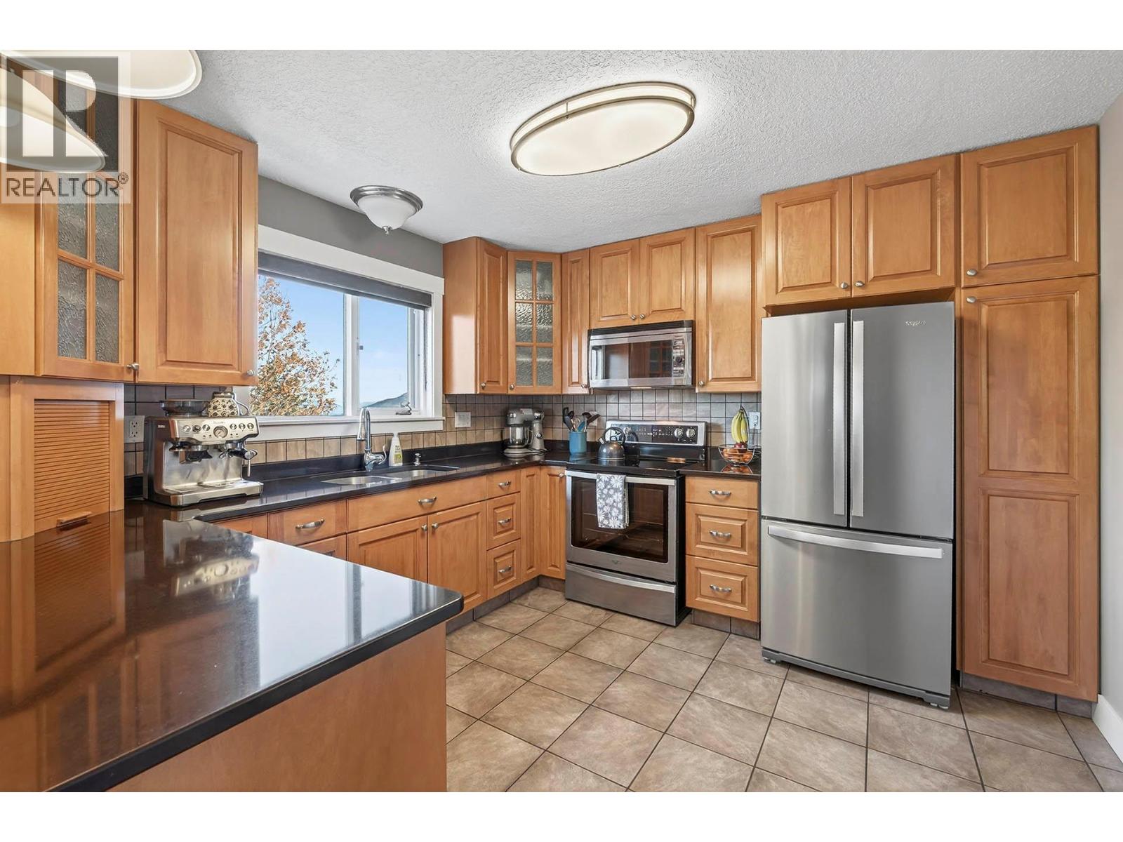 758 Fleming Drive, Kamloops, British Columbia  V1S 1B3 - Photo 6 - 10403426