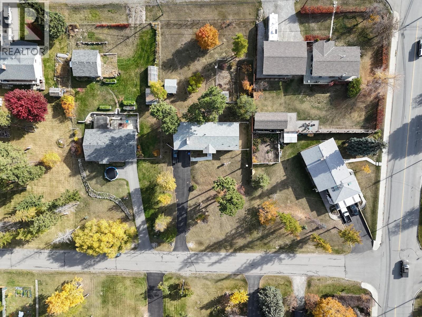 614 28th Avenue S, Cranbrook, British Columbia  V1C 3J8 - Photo 11 - 10403500