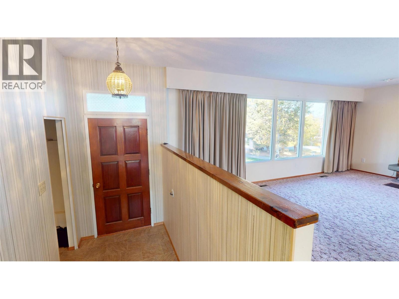 614 28th Avenue S, Cranbrook, British Columbia  V1C 3J8 - Photo 16 - 10403500