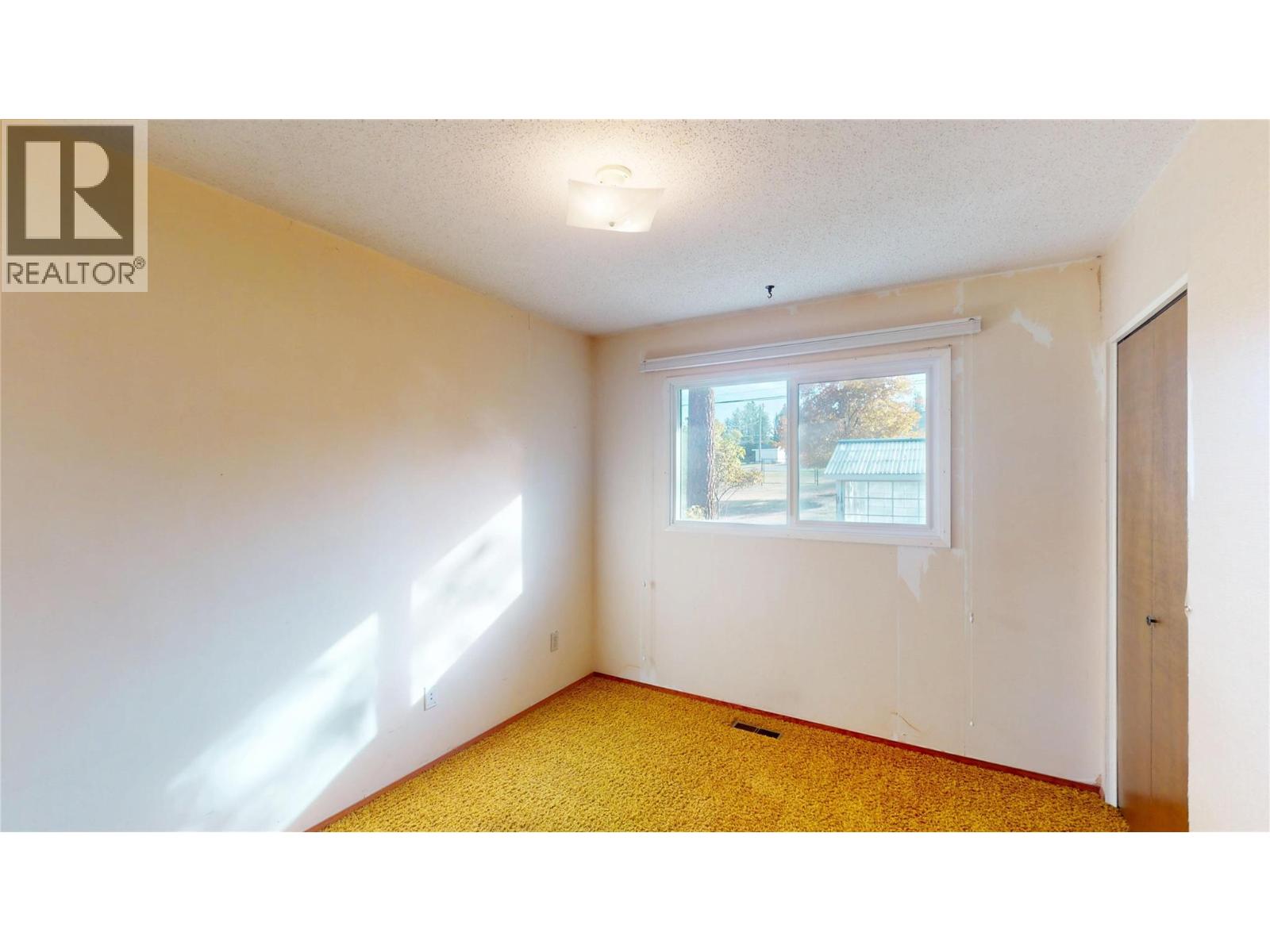 614 28th Avenue S, Cranbrook, British Columbia  V1C 3J8 - Photo 33 - 10403500