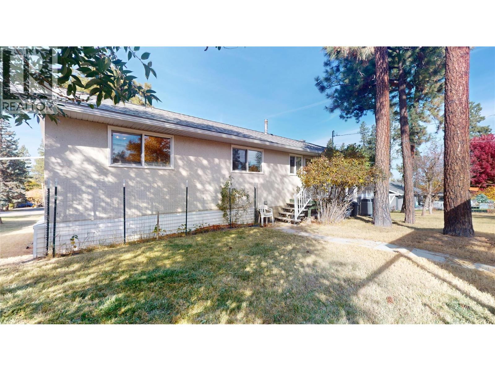 614 28th Avenue S, Cranbrook, British Columbia  V1C 3J8 - Photo 57 - 10403500