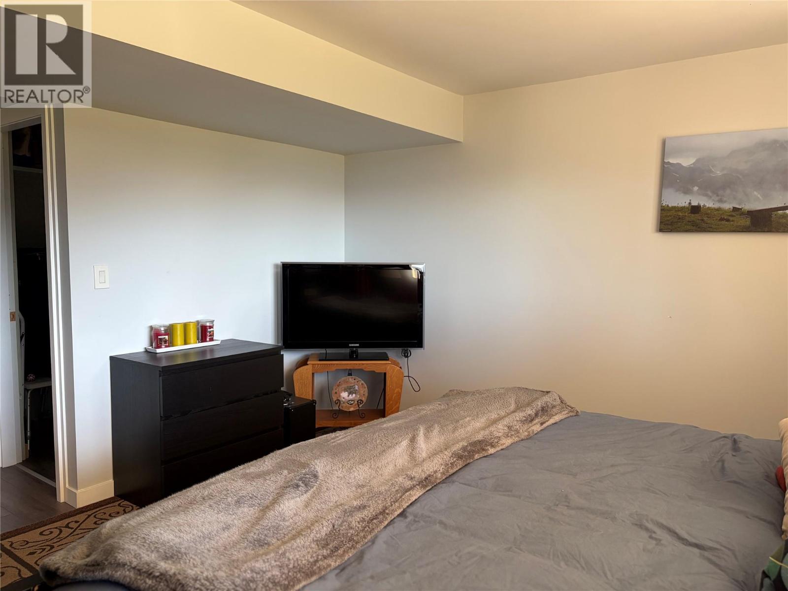 265 8th Avenue, Montrose, British Columbia  V0G 1P0 - Photo 25 - 10403421