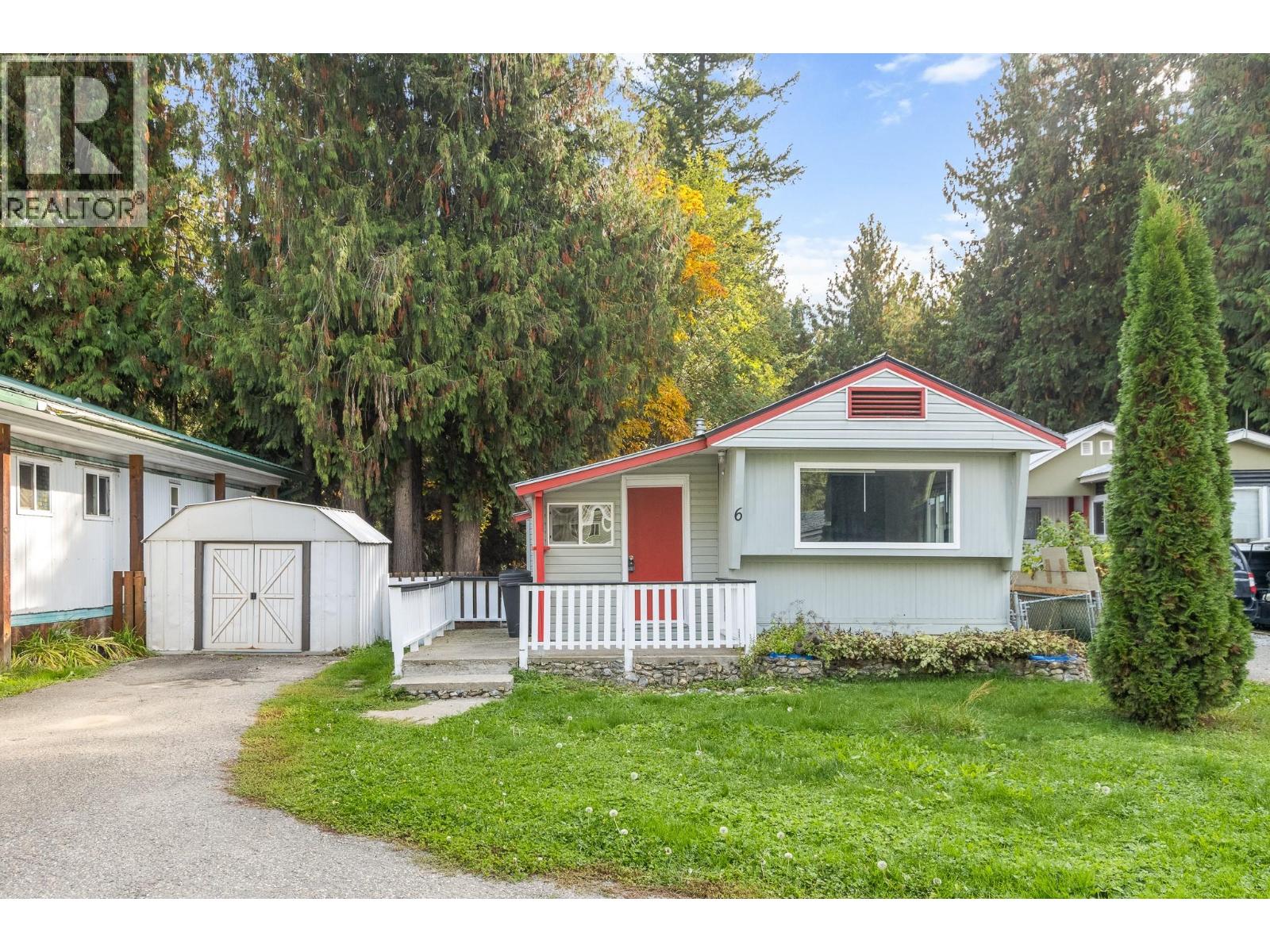 6670 Trans Canada Highway Highway Ne Unit# 6, Salmon Arm, British Columbia  V0E 1K0 - Photo 1 - 10403087