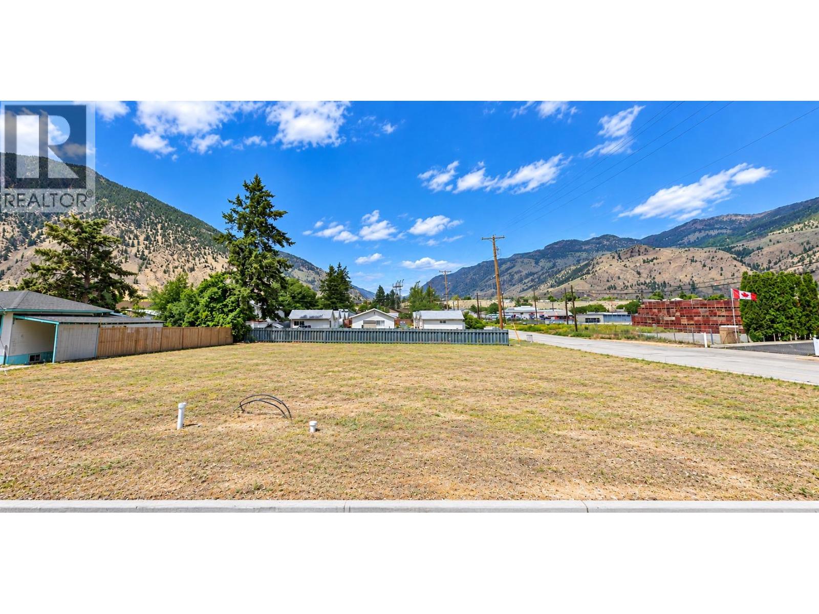 426 10th Avenue, Keremeos, British Columbia  V0X 1N3 - Photo 1 - 10403505