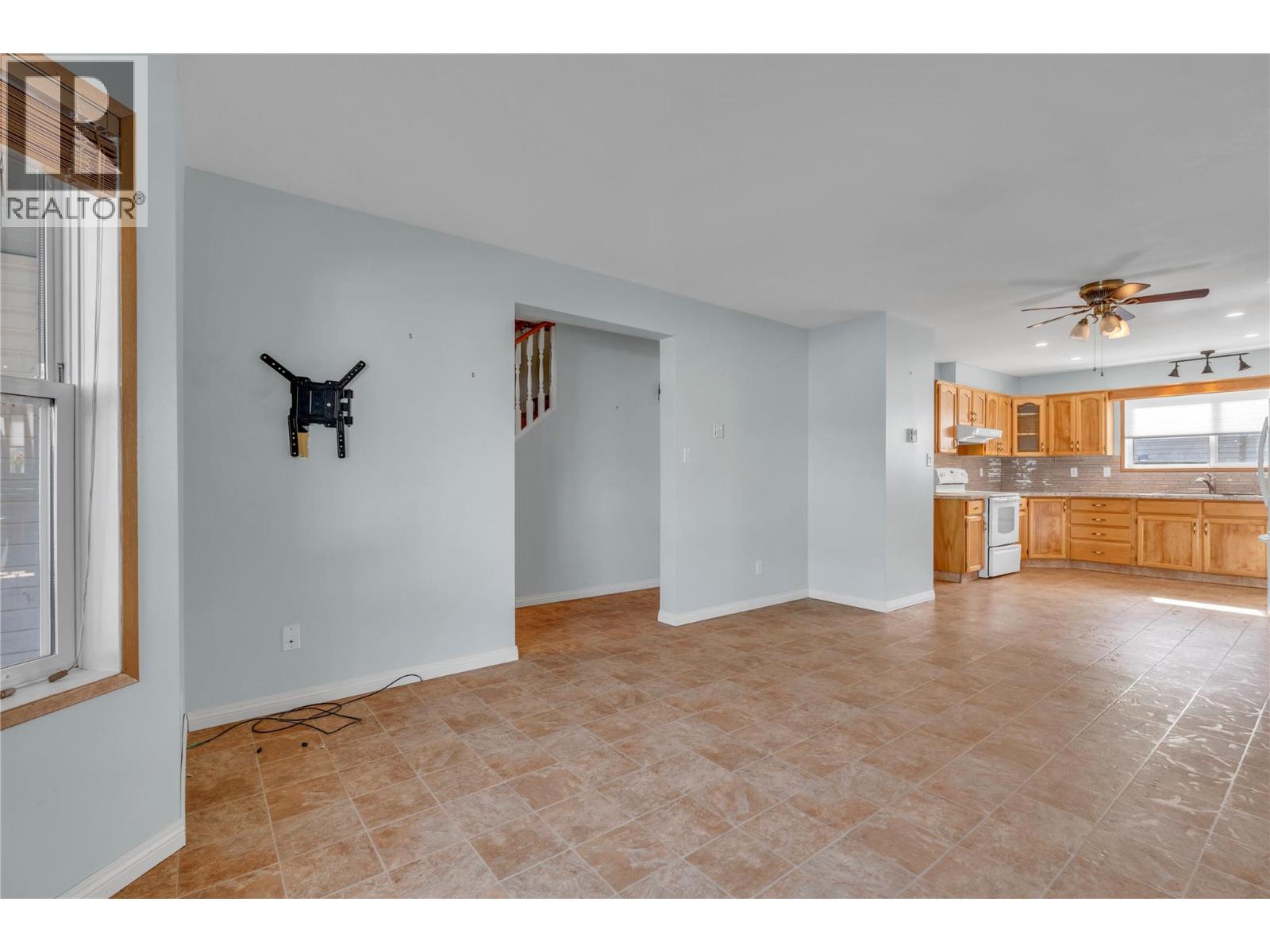3412 South Main Street Unit# 107, Penticton, British Columbia  V2A 5J6 - Photo 11 - 10403468
