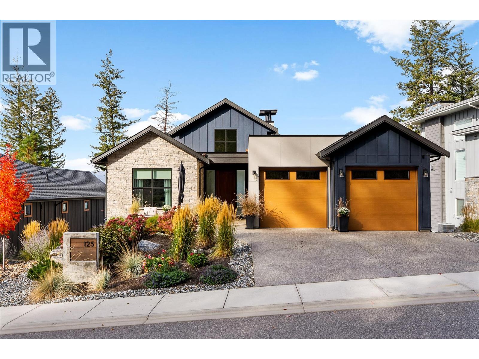 125 Diamond Way, Vernon, British Columbia  V1H 0A2 - Photo 1 - 10403254