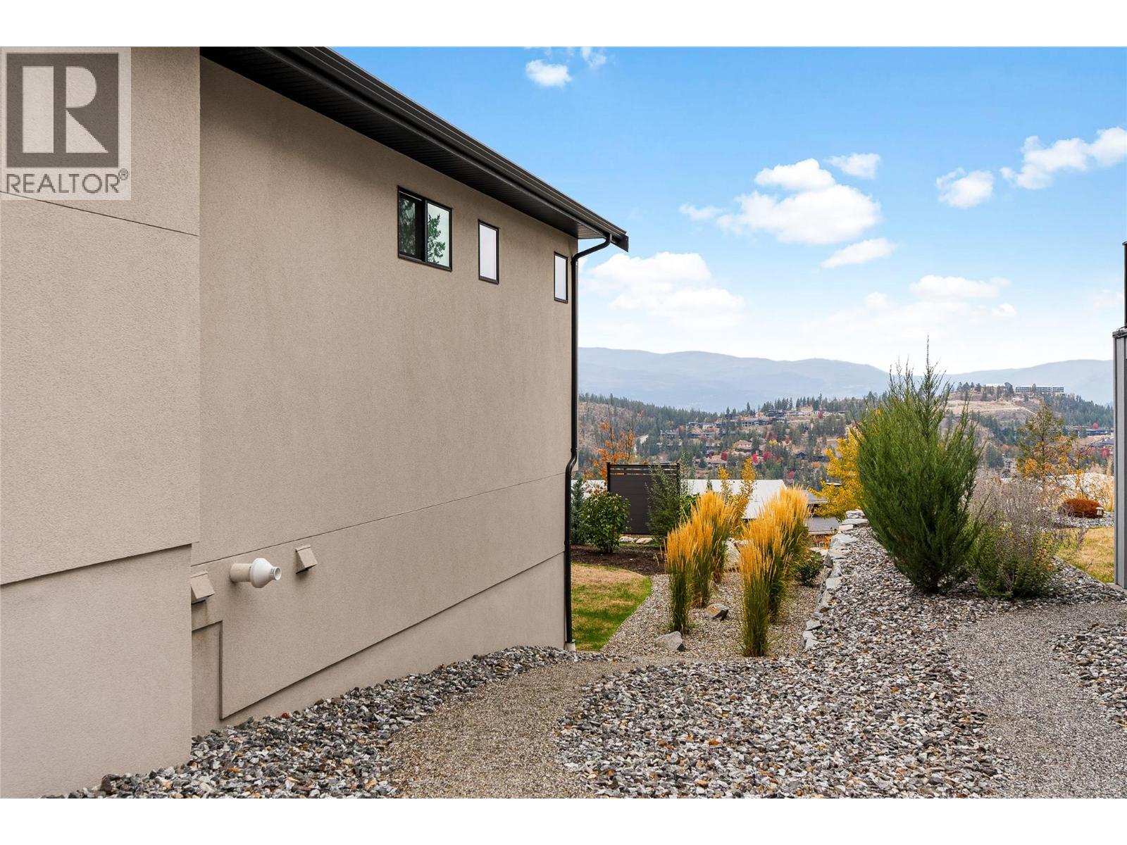 125 Diamond Way, Vernon, British Columbia  V1H 0A2 - Photo 51 - 10403254