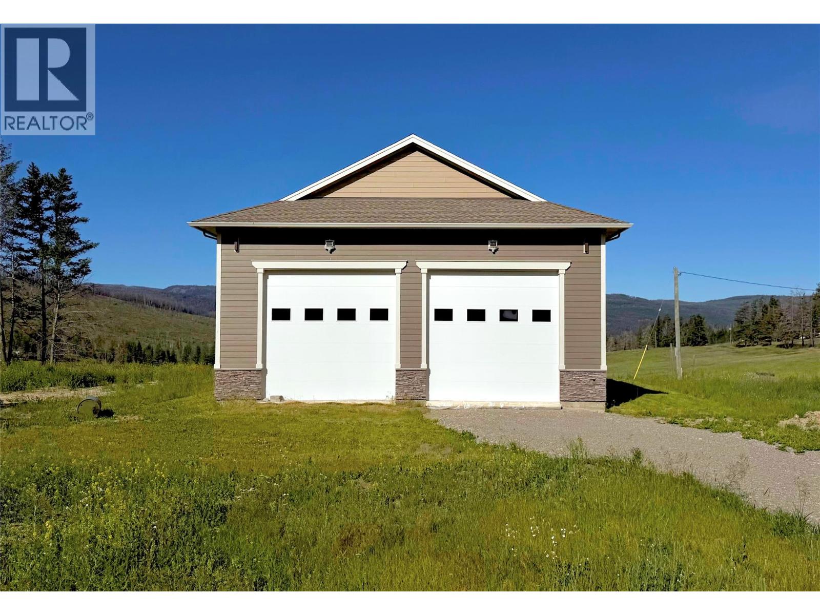 4401 Paxton Valley Road, Monte Lake, British Columbia  V0E 2N0 - Photo 12 - 10403514