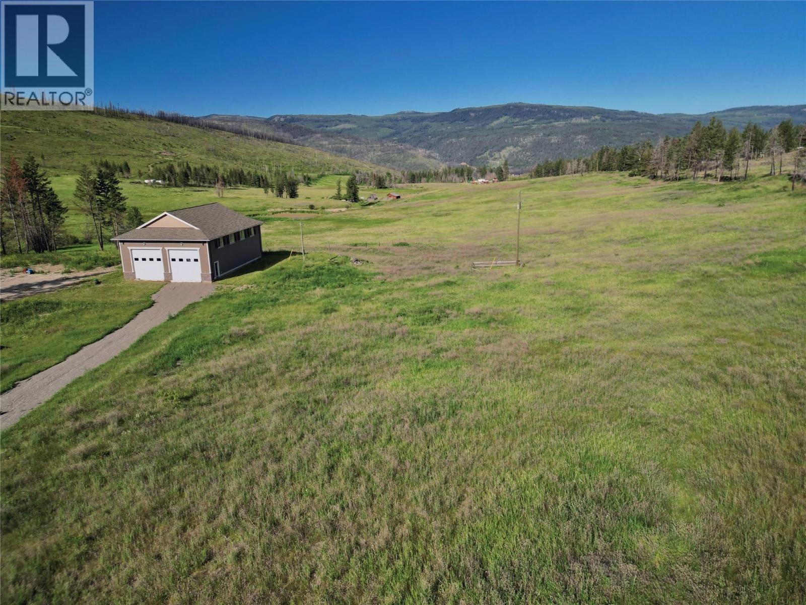 4401 Paxton Valley Road, Monte Lake, British Columbia  V0E 2N0 - Photo 2 - 10403514