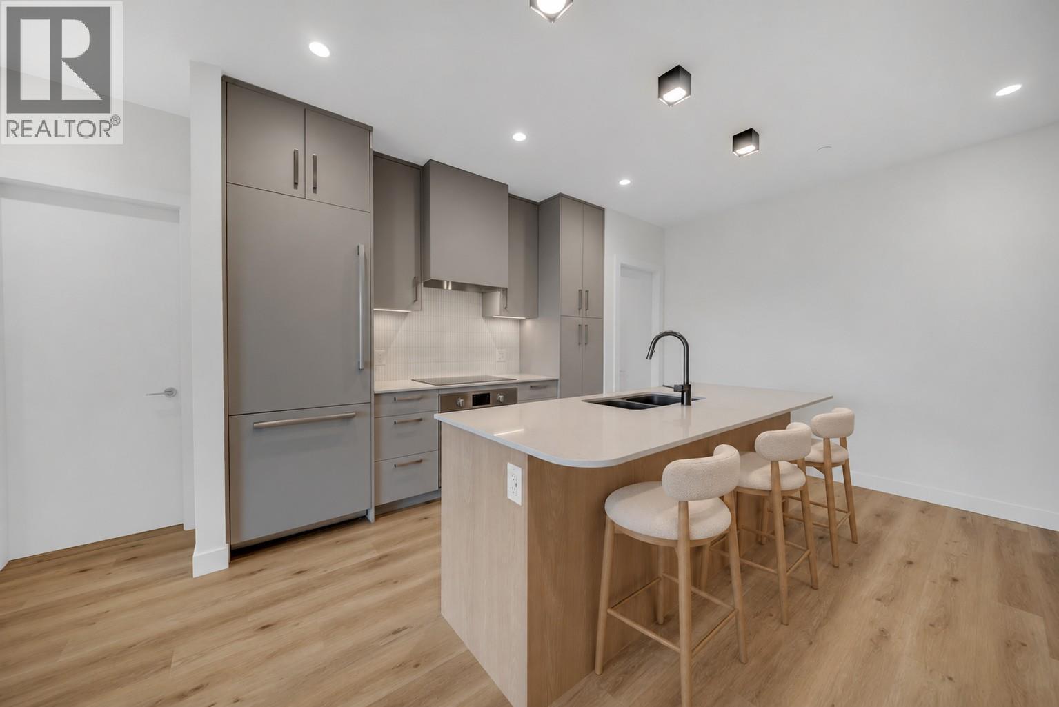 3300 Lakeshore Drive Unit# 418, Kelowna, British Columbia  V1W 0H6 - Photo 5 - 10403180