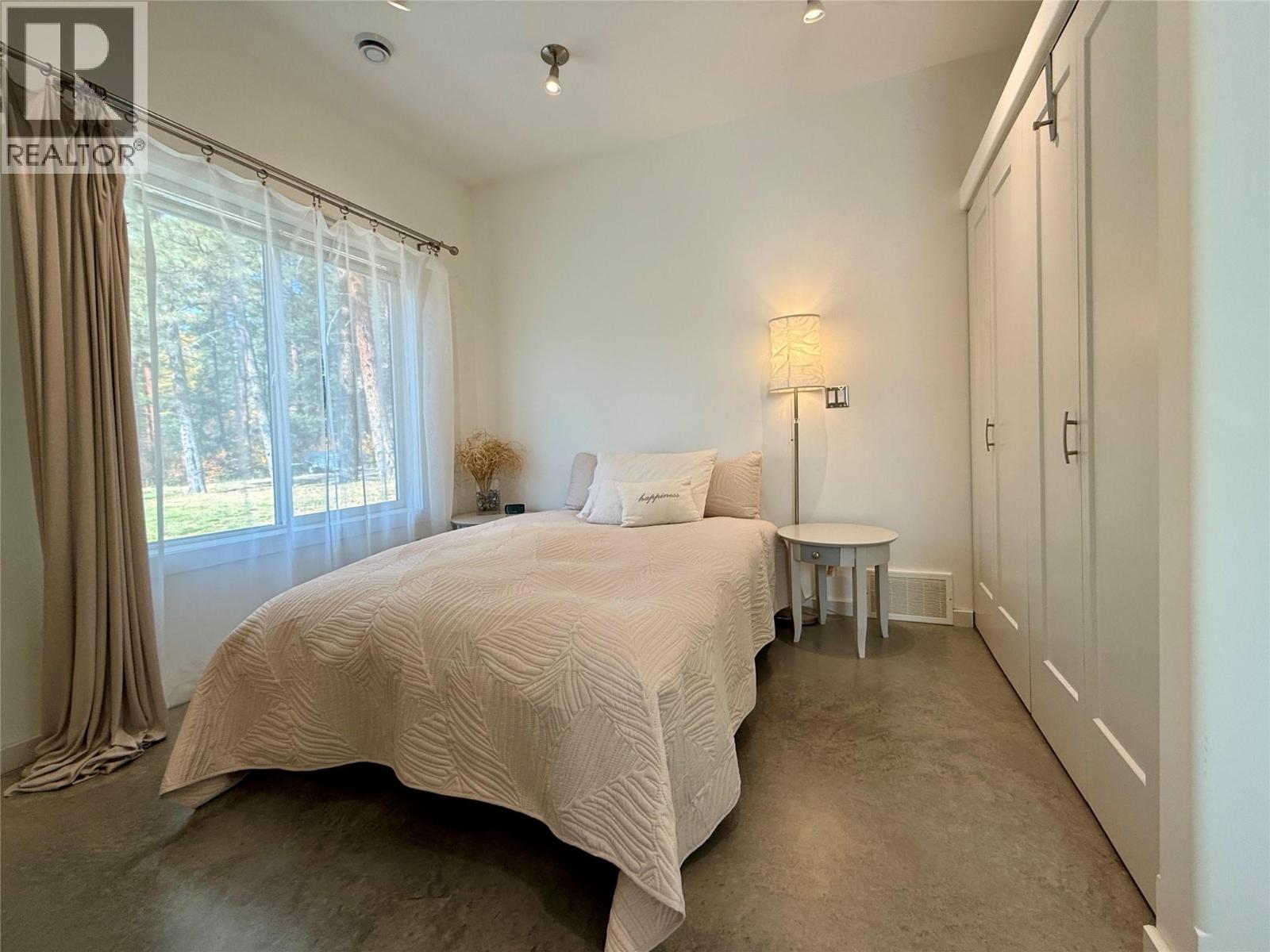 412 301st Street, Marysville, British Columbia  V1A 3H1 - Photo 30 - 10403100