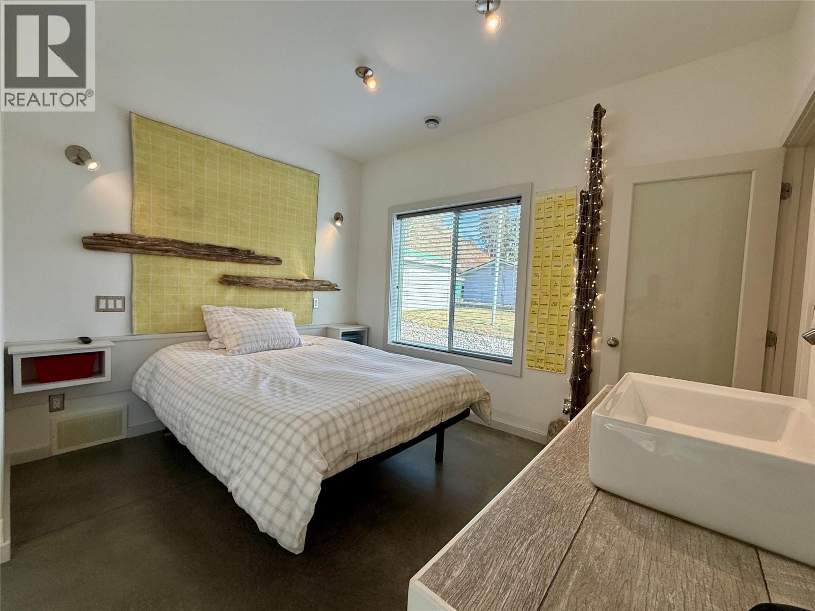 412 301st Street, Marysville, British Columbia  V1A 3H1 - Photo 37 - 10403100