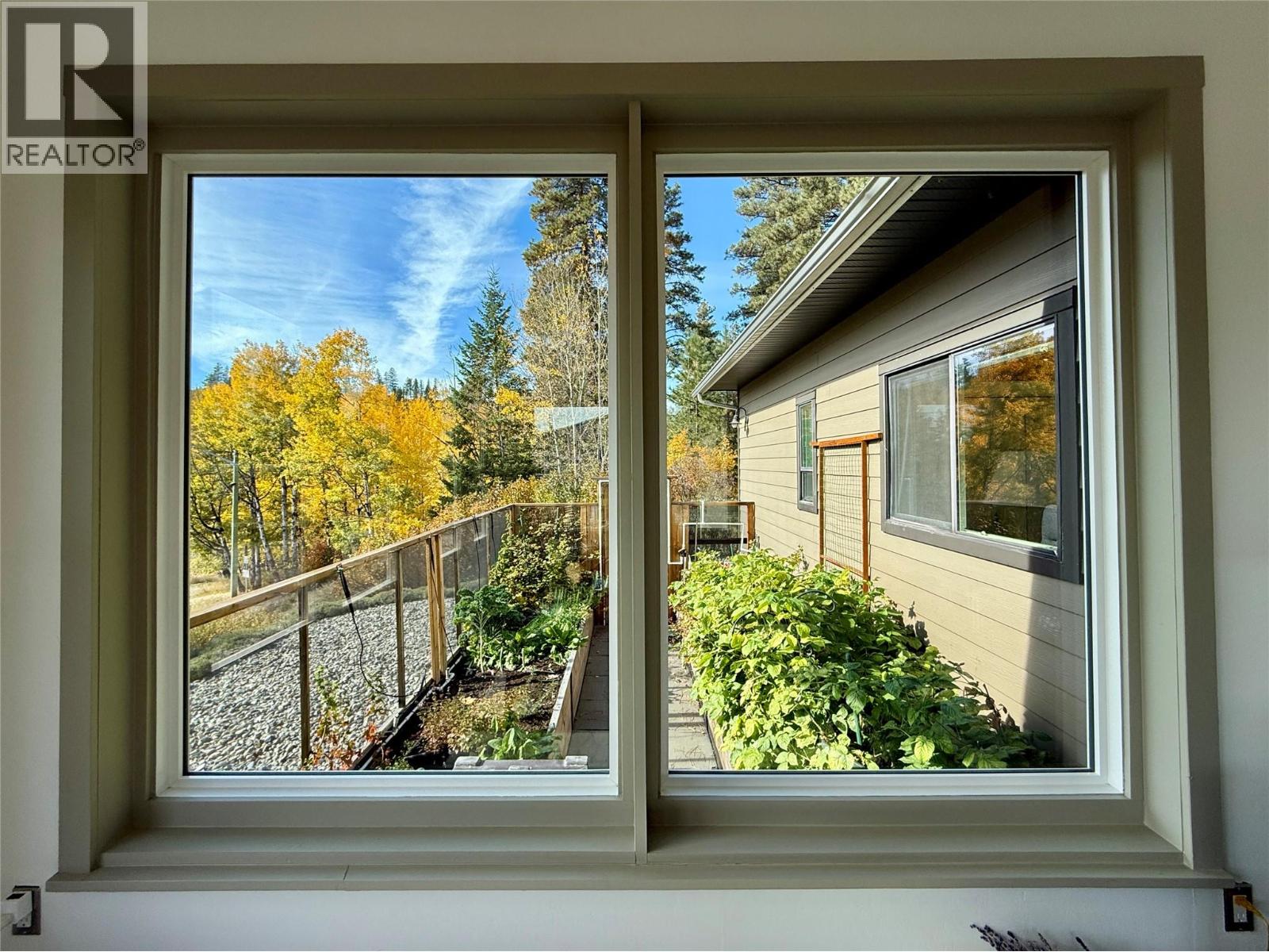 412 301st Street, Marysville, British Columbia  V1A 3H1 - Photo 46 - 10403100