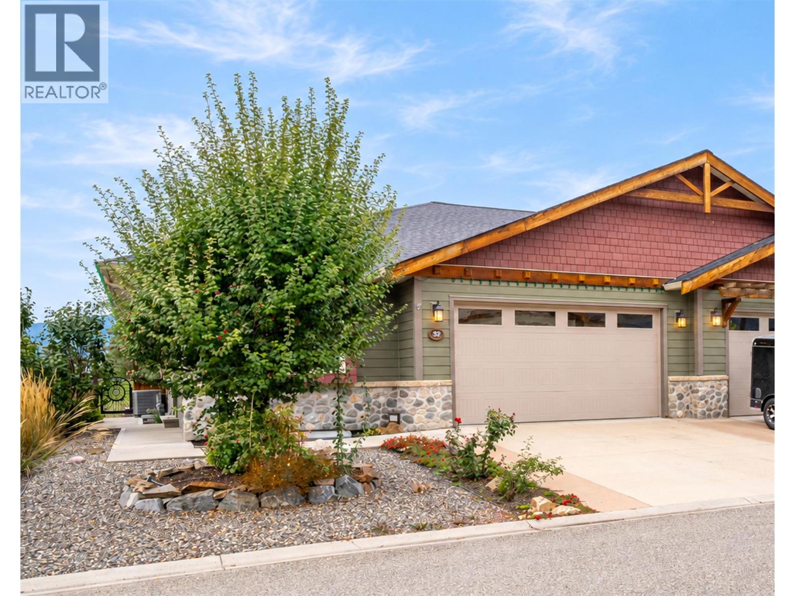 2444 York Avenue Unit# 32, Armstrong, British Columbia  V4Y 0Y3 - Photo 2 - 10402959