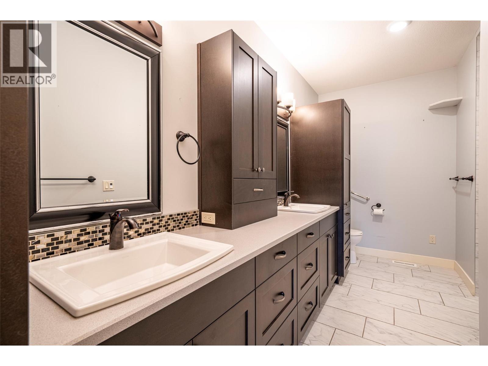 2444 York Avenue Unit# 32, Armstrong, British Columbia  V4Y 0Y3 - Photo 29 - 10402959