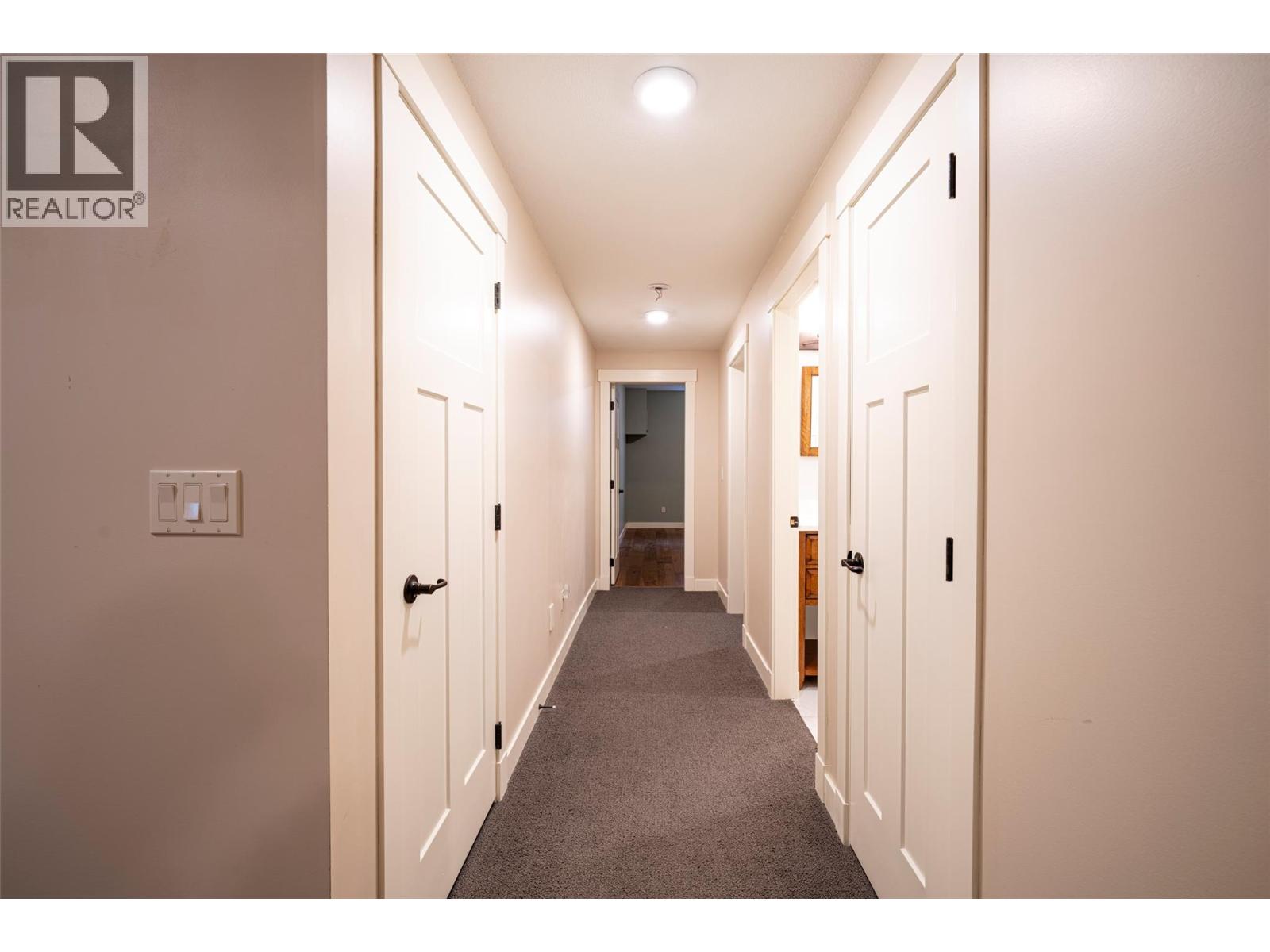 2444 York Avenue Unit# 32, Armstrong, British Columbia  V4Y 0Y3 - Photo 45 - 10402959