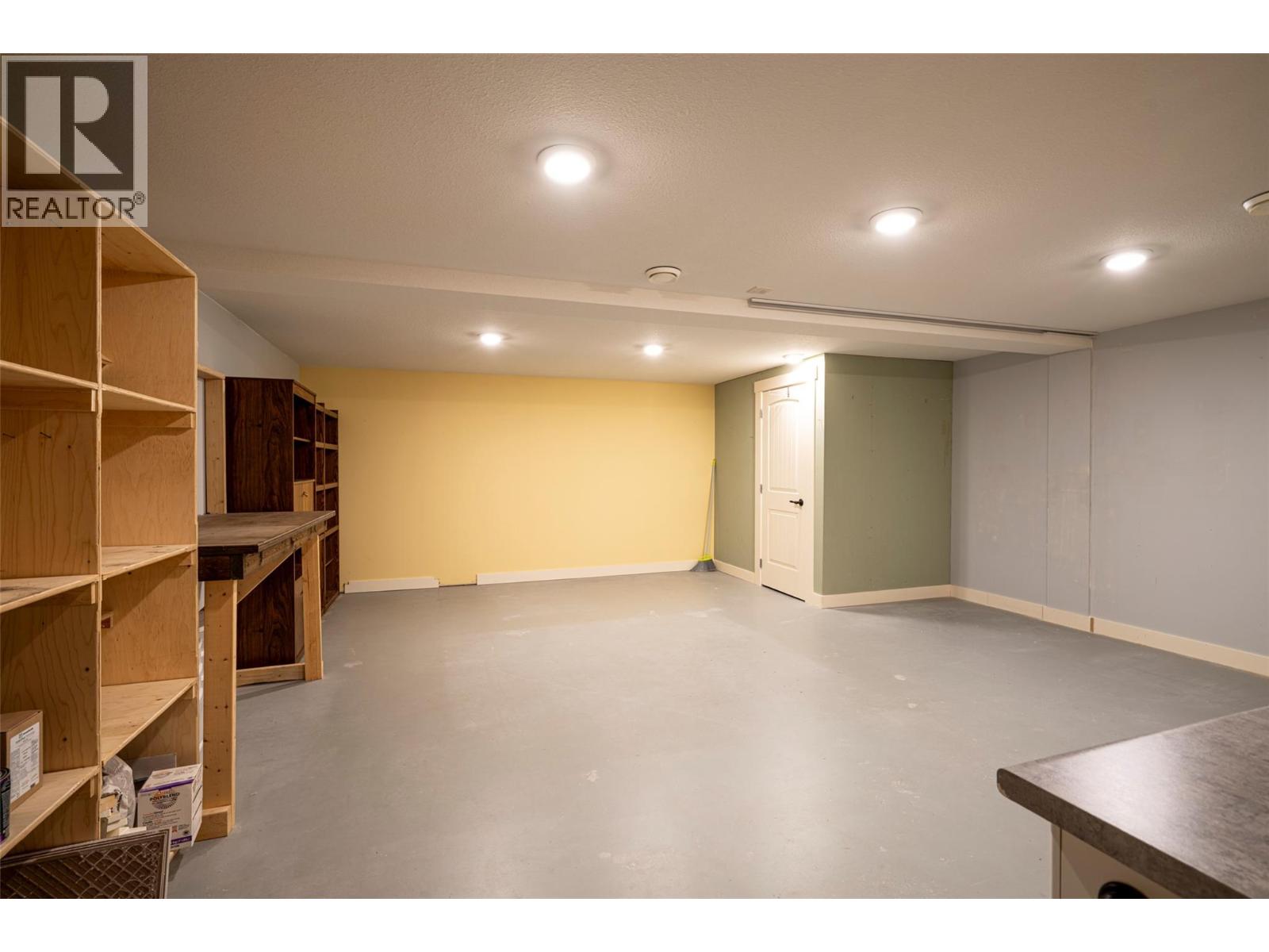 2444 York Avenue Unit# 32, Armstrong, British Columbia  V4Y 0Y3 - Photo 51 - 10402959