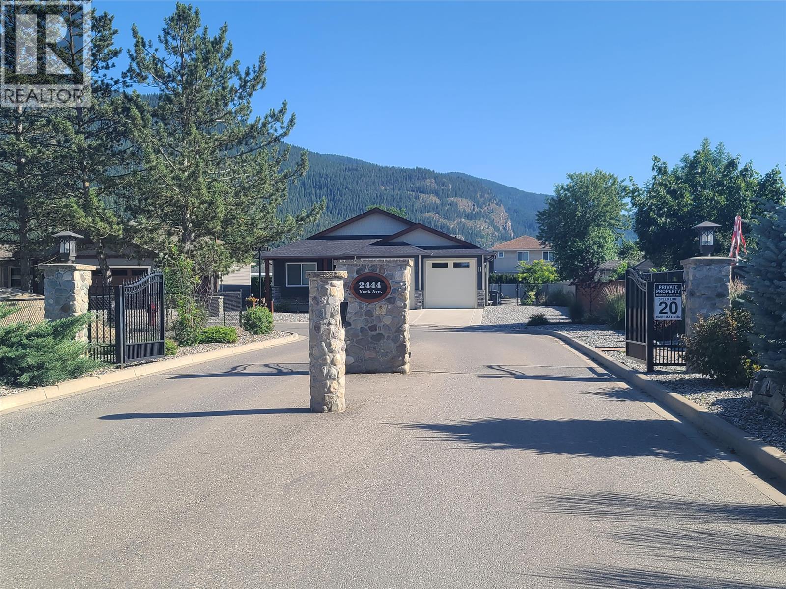 2444 York Avenue Unit# 32, Armstrong, British Columbia  V4Y 0Y3 - Photo 70 - 10402959