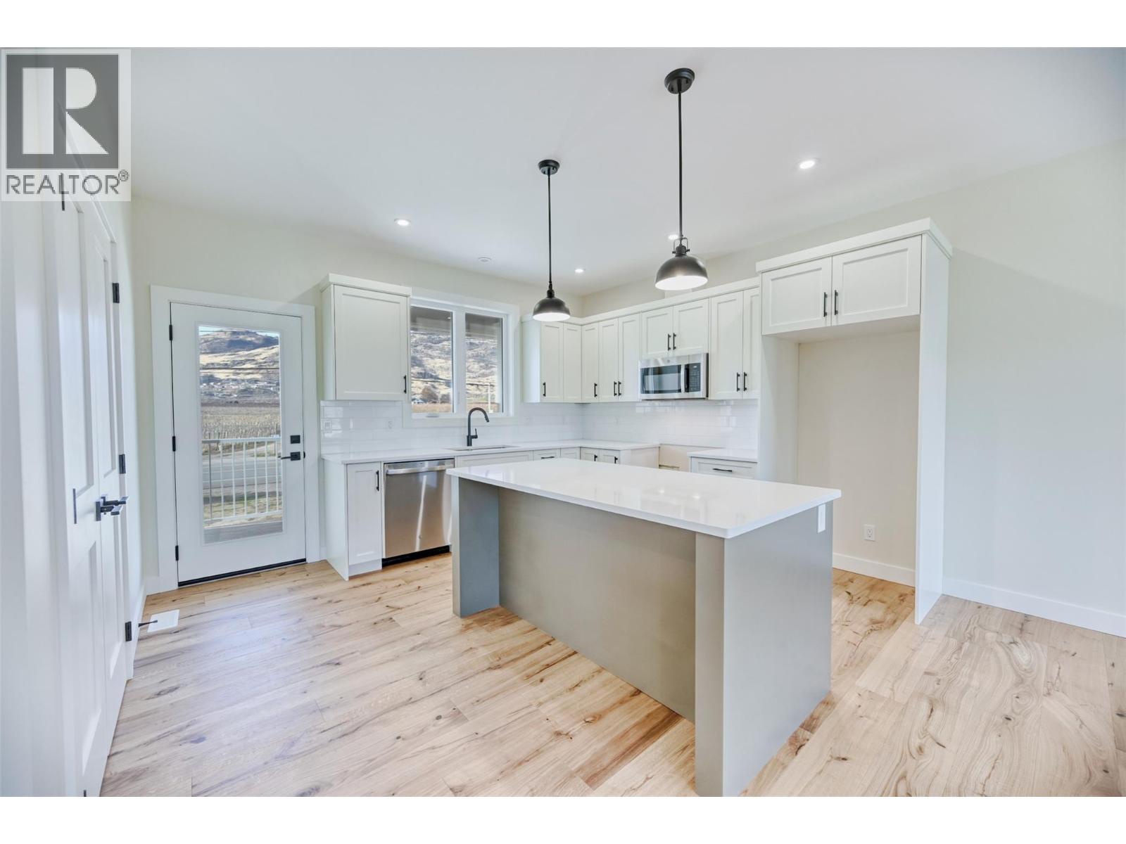 9 Hibiscus Court, Osoyoos, British Columbia  V0H 1V1 - Photo 8 - 10403129