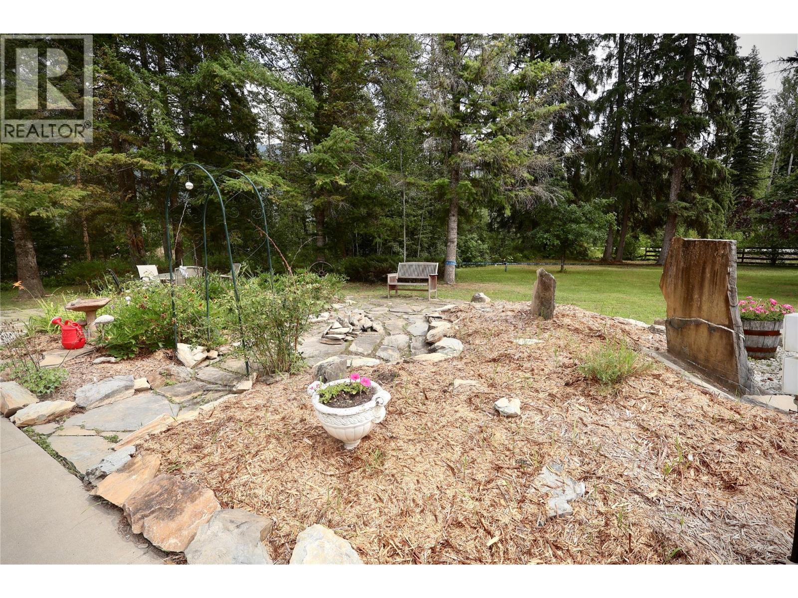 1693 Oberg Johnson Road, Golden, British Columbia  V0A 1H1 - Photo 38 - 10402854