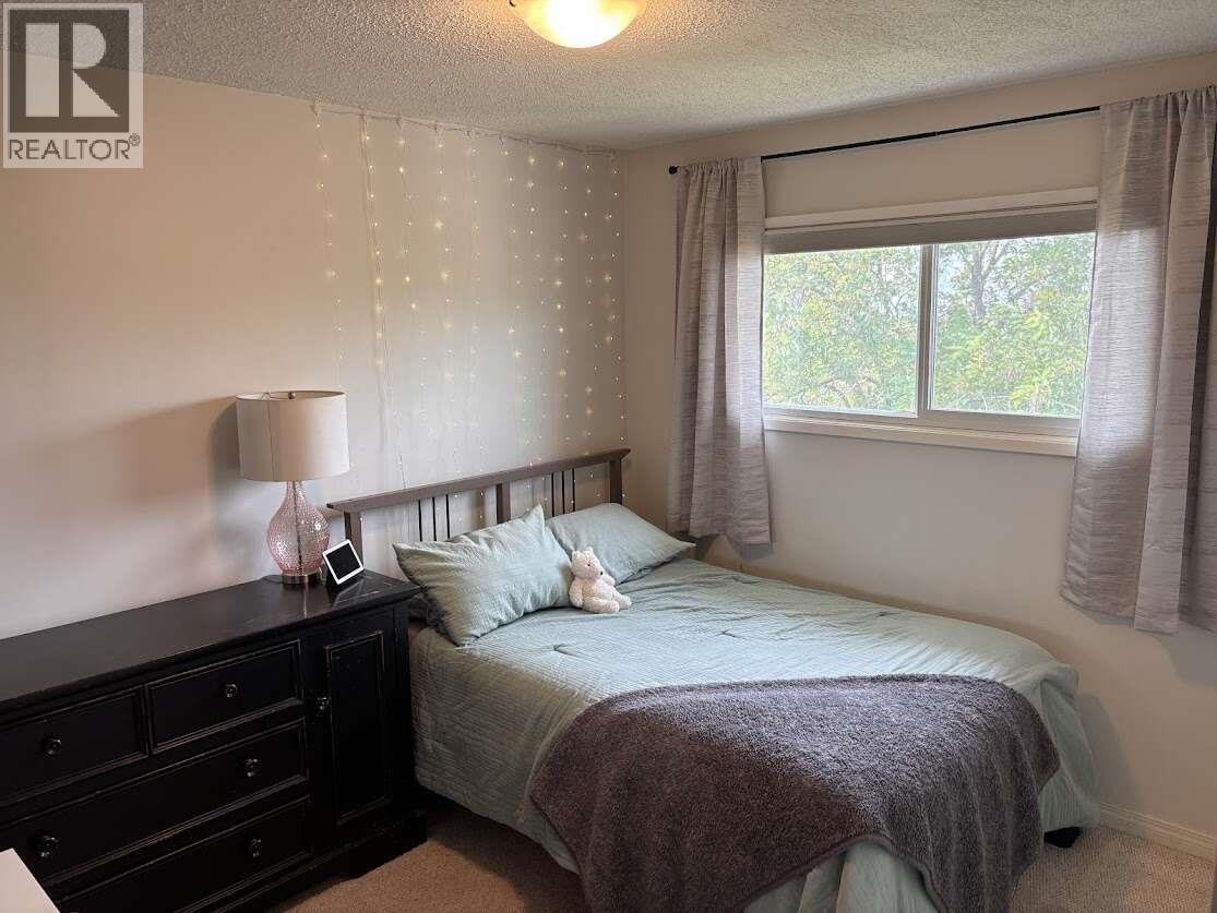 725 Ross Avenue, Penticton, British Columbia  V2A 3A5 - Photo 11 - 10403528