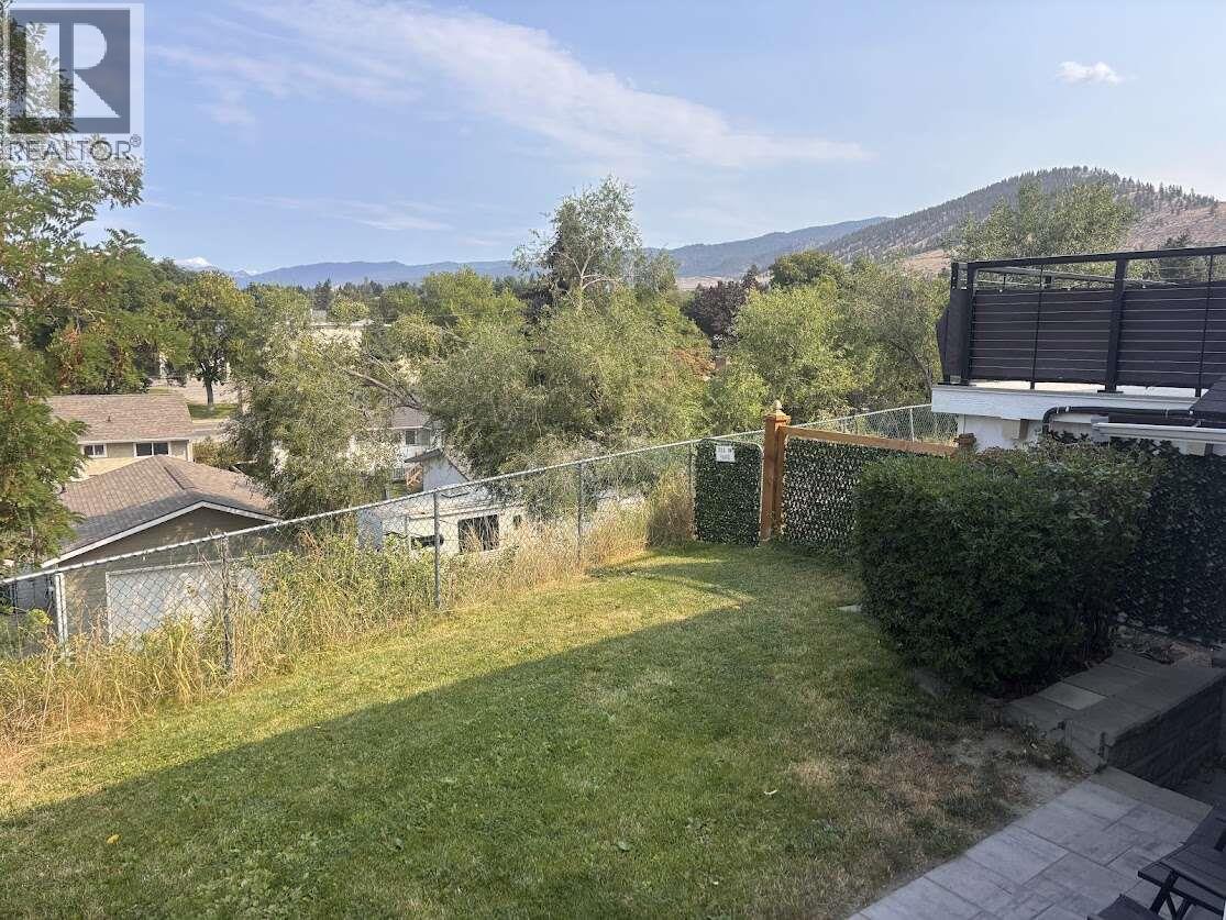 725 Ross Avenue, Penticton, British Columbia  V2A 3A5 - Photo 17 - 10403528