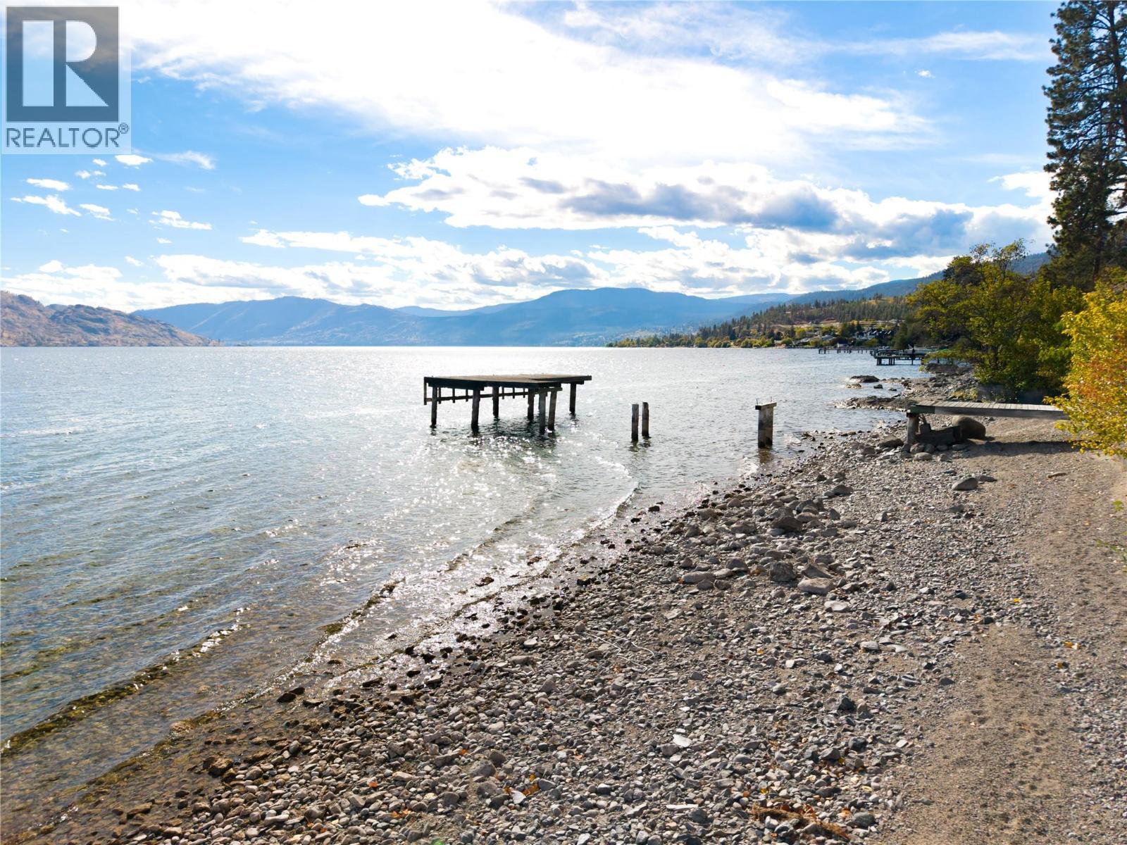5181 Robinson Lane, Peachland, British Columbia  V0H 1X1 - Photo 20 - 10403025